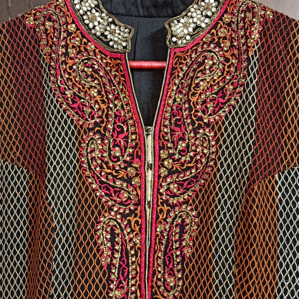 Red n black Suit with Bottom n Dupatta - Picture 8 of 13